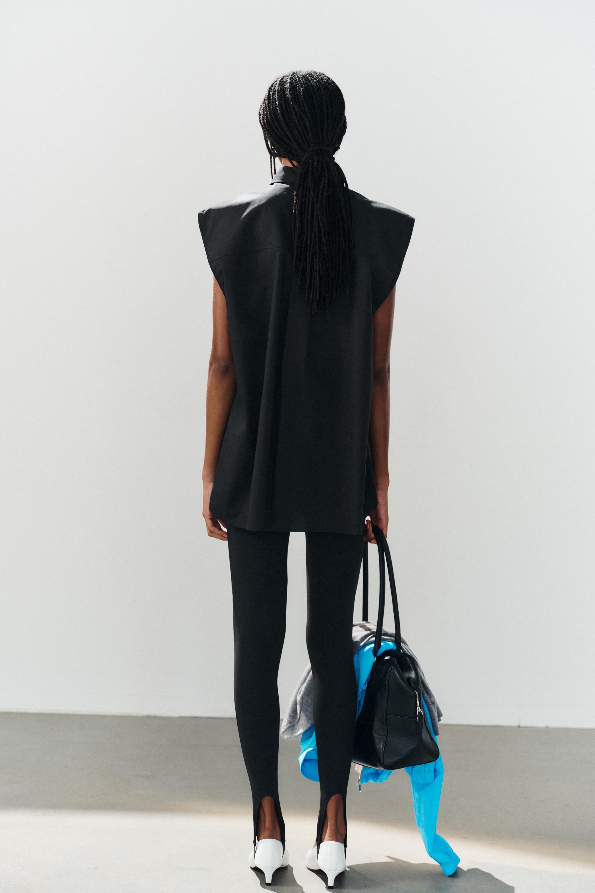SLEEVELESS POPLIN SHIRT